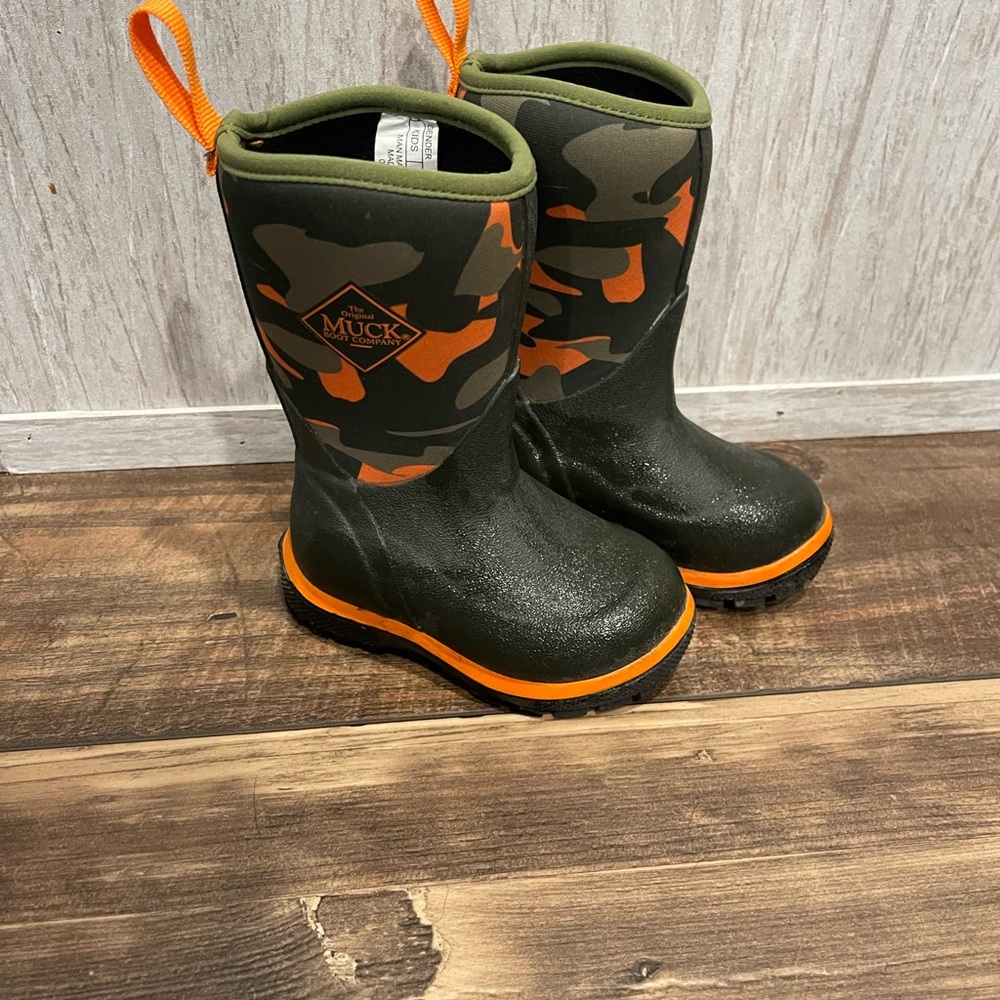 Muck Kids' Camouflage Rain & Snow Boots - Green and Orange